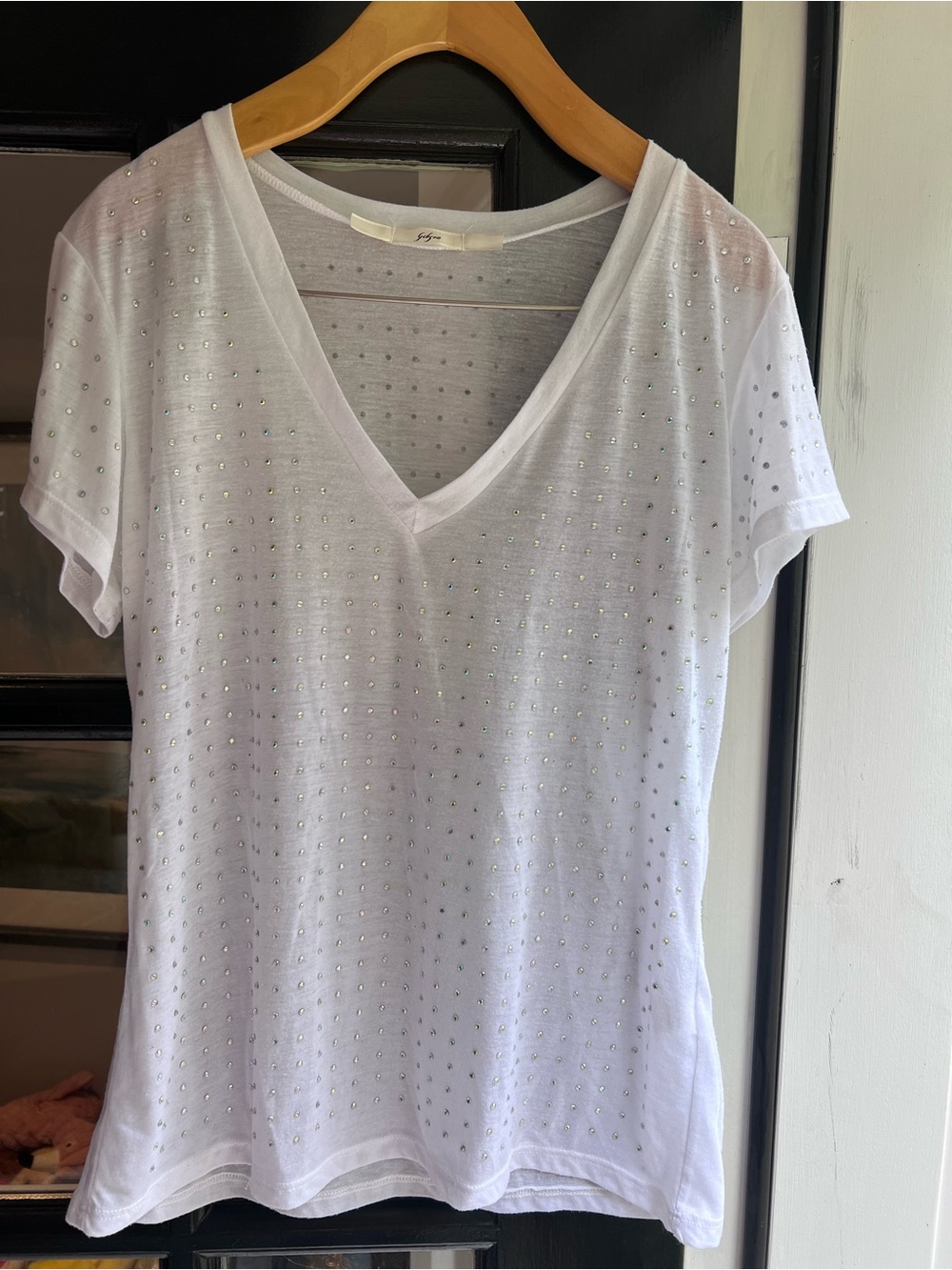 Gibson White V-Neck Short Sleeve Top with Rhinestone Detail